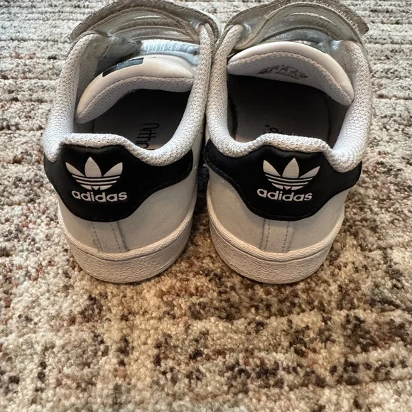 Adidas Kids White Superstar Sneakers - Picture 2 of 6